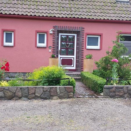 Apartamento Haus Am Teich - Teichblick Fehmarn Exterior foto