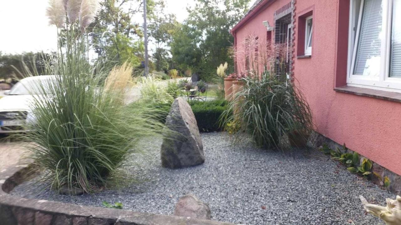 Apartamento Haus Am Teich - Teichblick Fehmarn Exterior foto