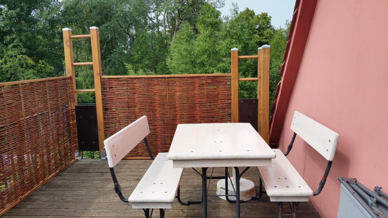 Apartamento Haus Am Teich - Teichblick Fehmarn Exterior foto